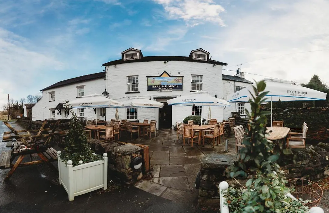 Hare And Hounds-1