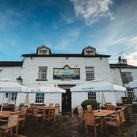 Hare And Hounds-3